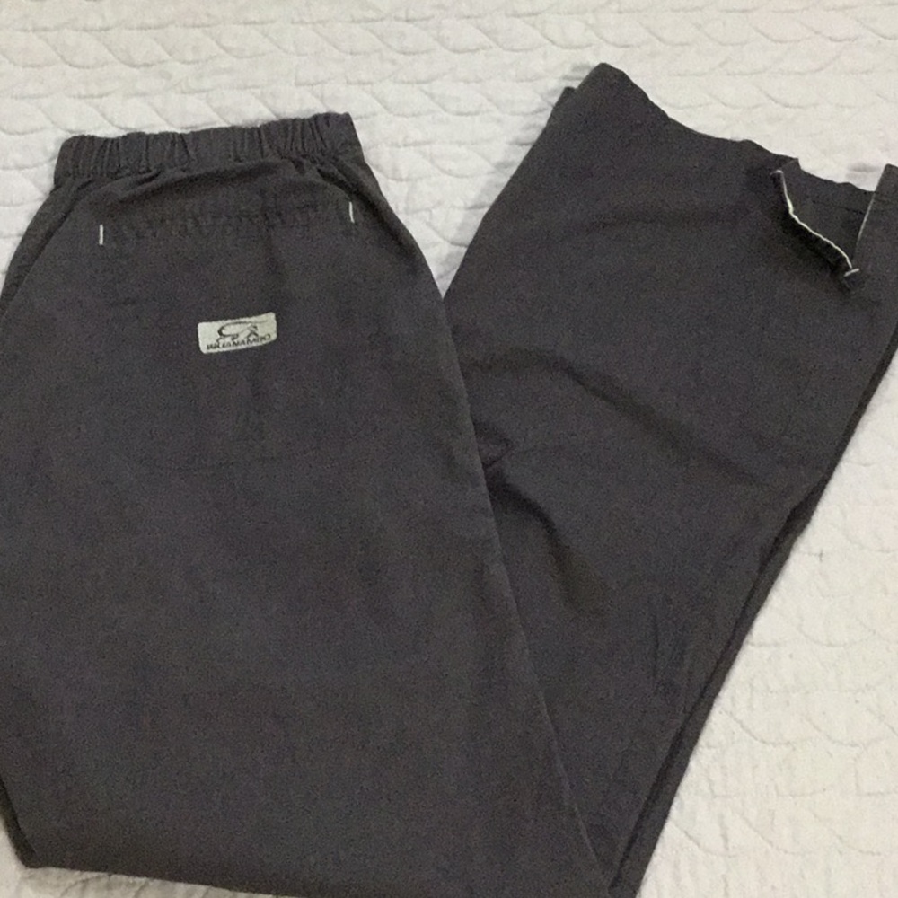 IGUANA MED scrub pants